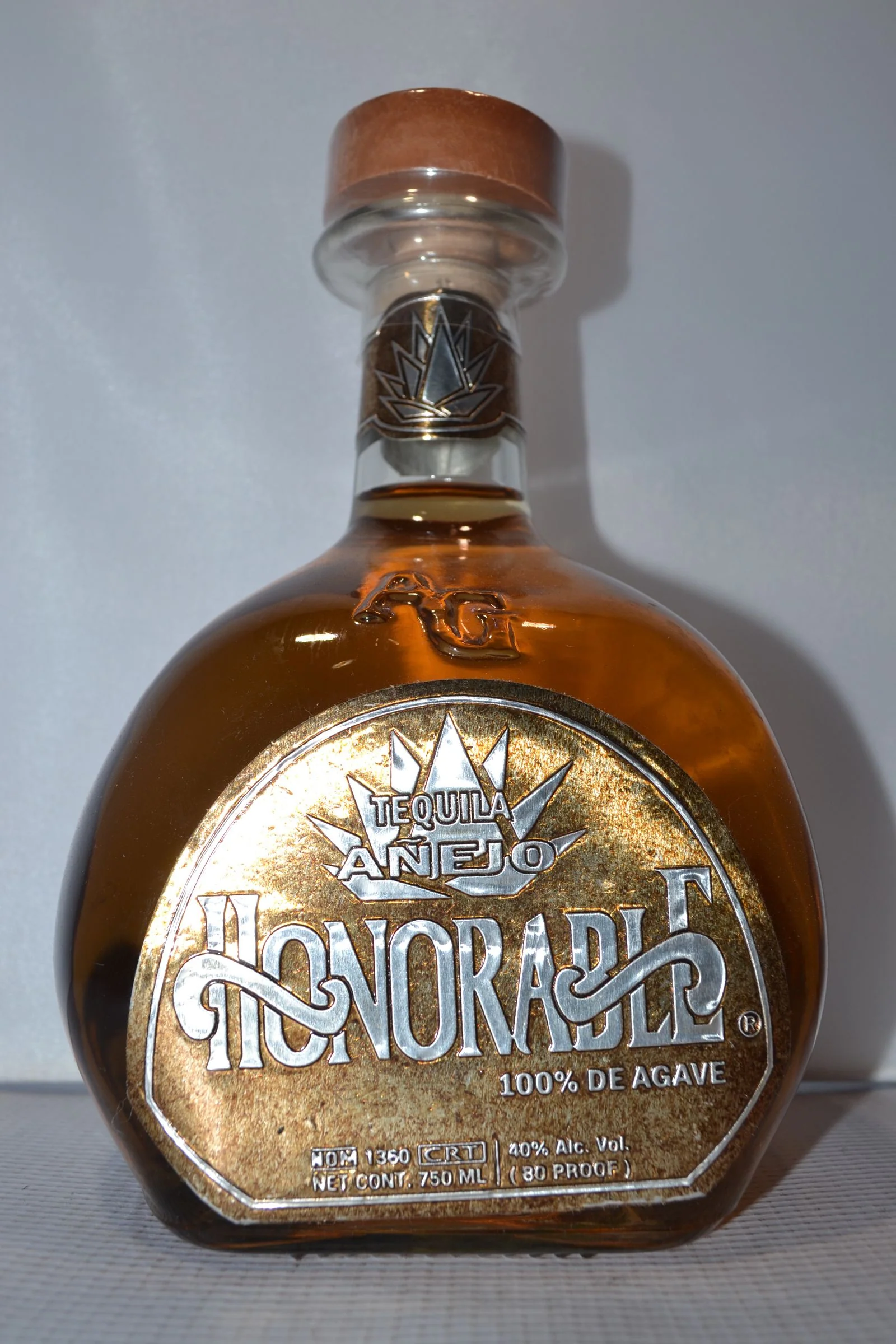 HONORABLE TEQUILA ANEJO 750 ML